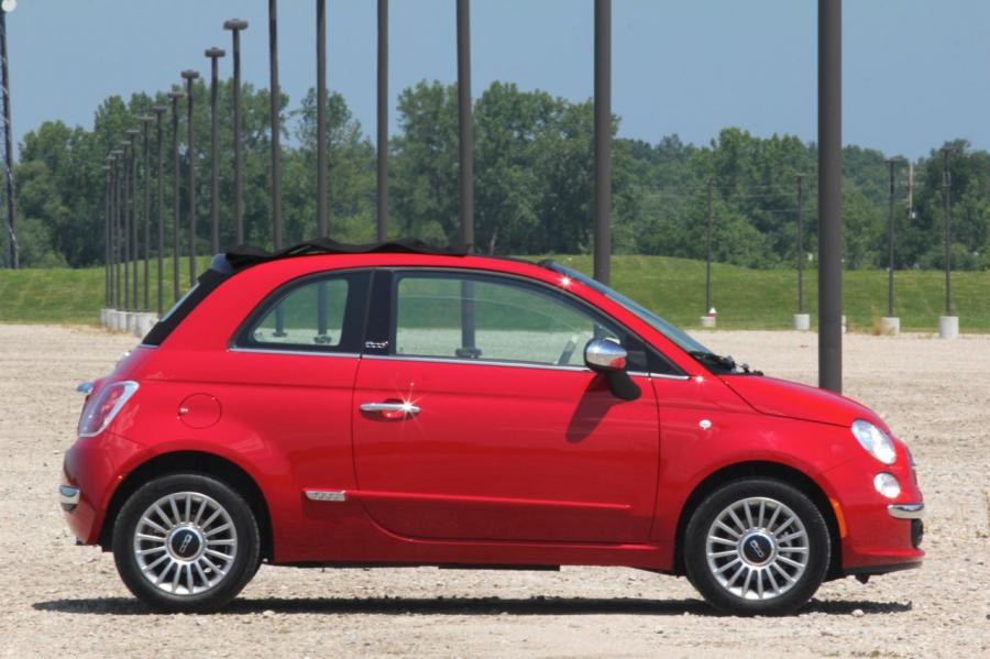  Fiat 500C 2012 года  (фото 49 из 98)